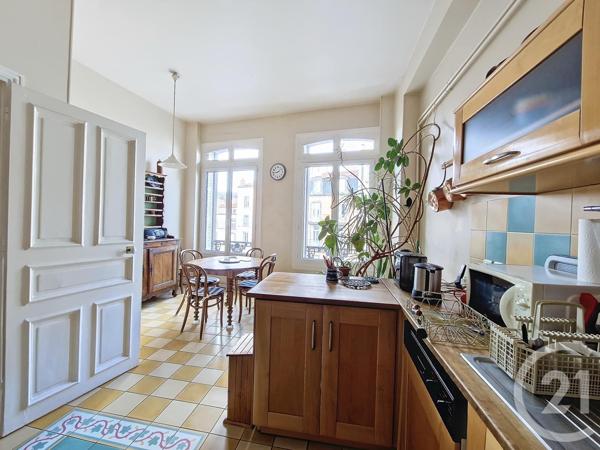 Appartement T7 à vendre  7 pièces - 201,26 m2 CLERMONT FERRAND - 63