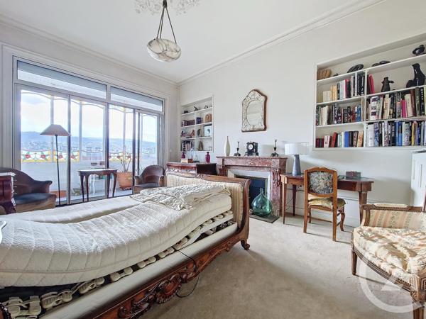 Appartement T7 à vendre  7 pièces - 201,26 m2 CLERMONT FERRAND - 63