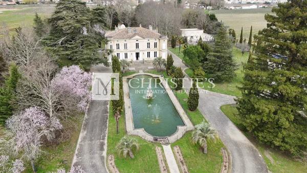 Majestueux Château du XIXᵉ siècle aux Portes de Bordeaux
