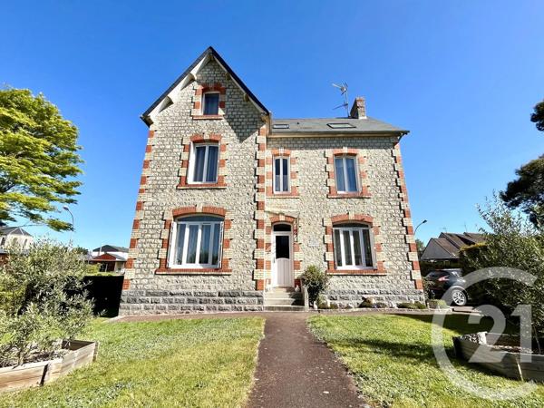 Maison à vendre  12 pièces - 261,90 m 2   BARENTON  - 50