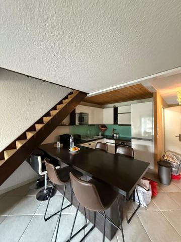 Triplex, environnement très calme, à 5 minutes de toutes les commodités