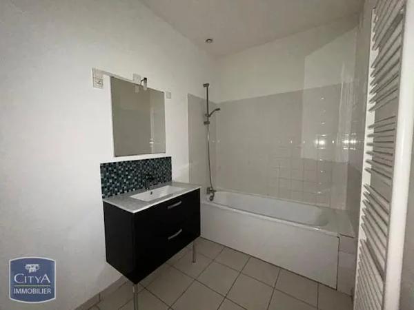 Appartement à louer 4 pièces 70.45m²