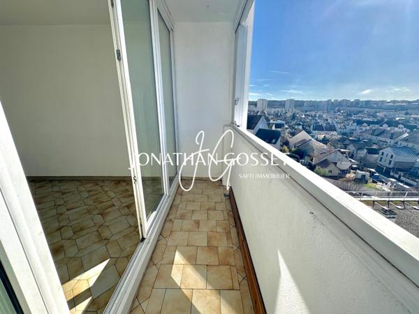 Poissy: Charmant appartement 2pcs de 45m2- 1ch avec balcon