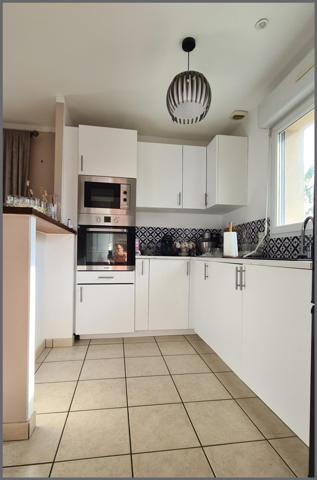 Maison à Bressuire, 79300 - 7 pièces 84m²