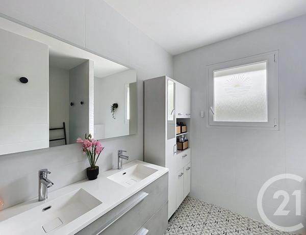 Maison à vendre  4 pièces - 92,54 m 2   ST HILAIRE DE RIEZ  - 85