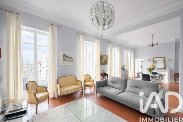 Appartement à vendre 5 pièces 178 m² Marseille 8