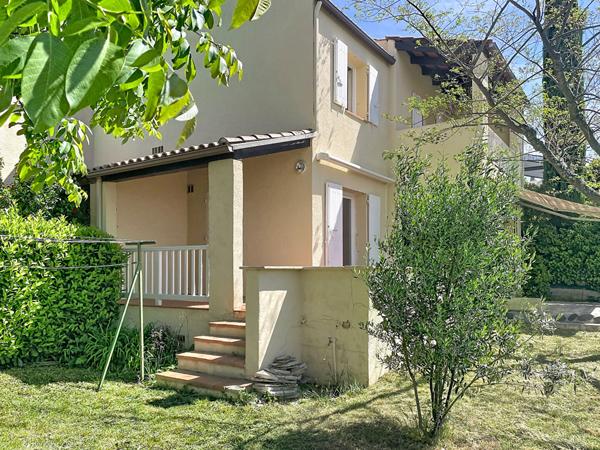 Manosque, maison 4 pièces, cave, terrasses, garage et jardin  attenant
