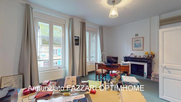 À Vendre – Grande Maison de Maître avec Revenus Locatifs, proche Belgique et Luxembourg !