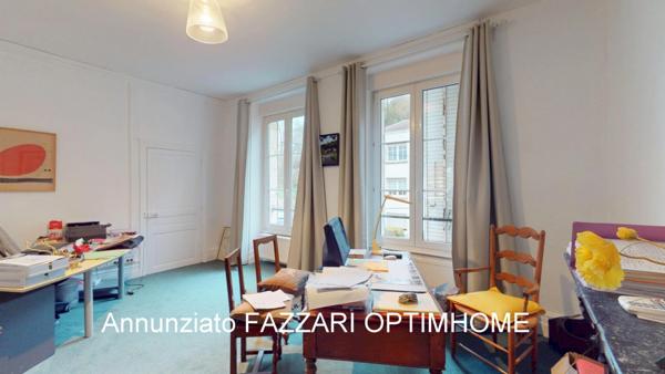 À Vendre – Grande Maison de Maître avec Revenus Locatifs, proche Belgique et Luxembourg !