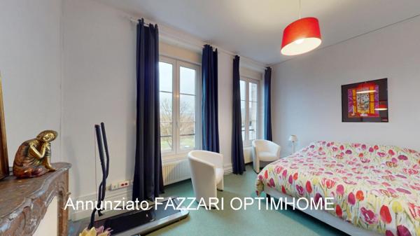 À Vendre – Grande Maison de Maître avec Revenus Locatifs, proche Belgique et Luxembourg !