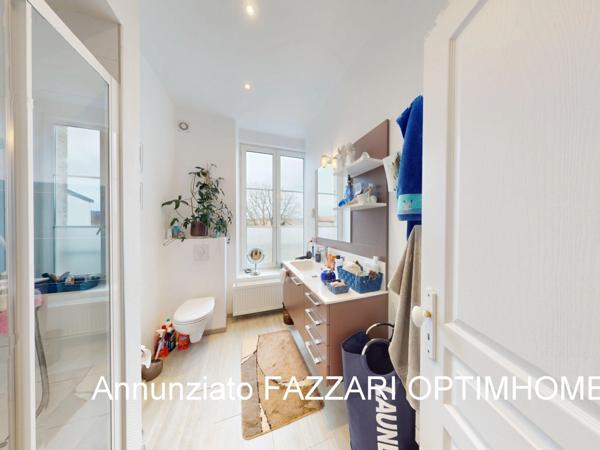 À Vendre – Grande Maison de Maître avec Revenus Locatifs, proche Belgique et Luxembourg !