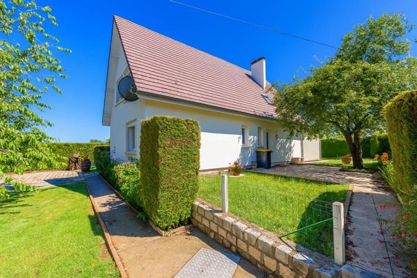 Grande maison familiale avec 6 chambres + dépendance, au calme à Saint-Ouen-de-Thouberville