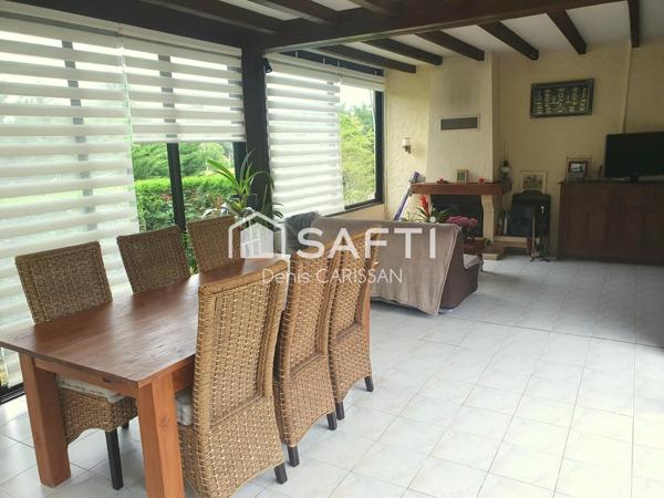 Maison plain-pied 6 pièces + piscine