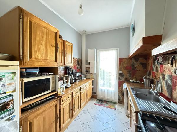 Maison avec local professionnel