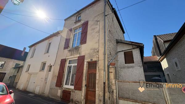 IMMEUBLE DE RAPPORT – CENTRE-VILLE DE BAR-SUR-AUBE – 92 m² – OPPORTUNITÉ RARE