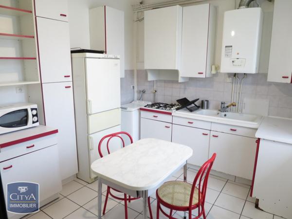 Appartement à louer 2 pièces 55m² Grenoble (38100)