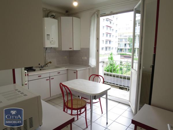 Appartement à louer 2 pièces 55m² Grenoble (38100)