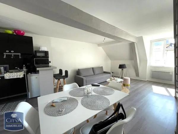 Appartement à louer 2 pièces 38.86m² Dieppe (76200)