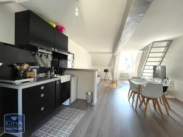 Appartement à louer 2 pièces 38.86m² Dieppe (76200)
