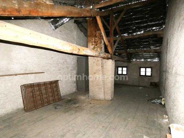 Maison 460 m² + cour 250 m² sans vis à vis