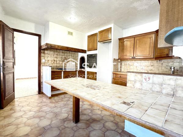 A VISITER SUR SORGUES (84)  - MAGNIFIQUE MAISON DE VILLE DE 117 M²  ENV.