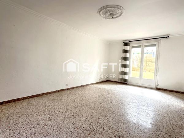 A VISITER SUR SORGUES (84)  - MAGNIFIQUE MAISON DE VILLE DE 117 M²  ENV.