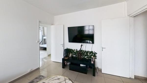 À Saint-Fargeau-Ponthierry – Appartement 4 pièces – Dernier étage avec grand balcon, cave et parking