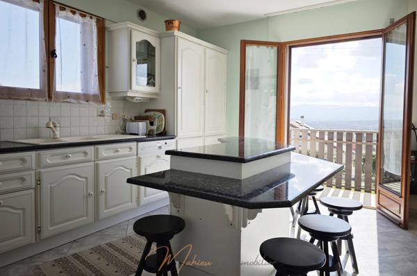 Maison 7 pièces 123m² à vendre à Saint-Jean-de-Gonville 01630