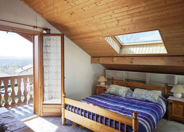 Maison 7 pièces 123m² à vendre à Saint-Jean-de-Gonville 01630