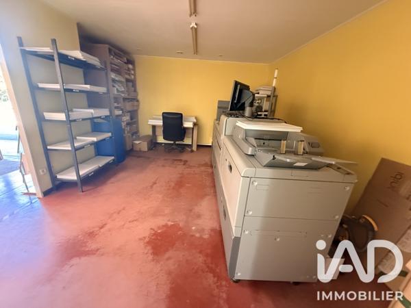Murs commerciaux  à vendre 806 m² Auneuil