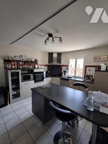 MAISON A VENDRE A MEZERAY