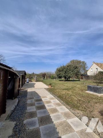 MAISON A VENDRE A MEZERAY