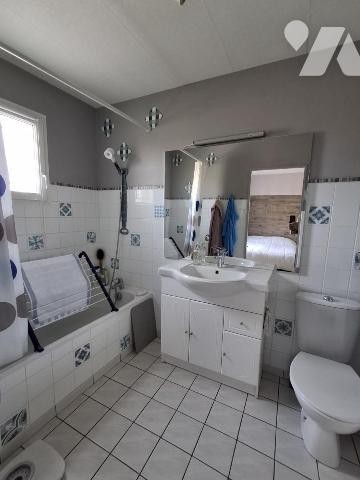 MAISON A VENDRE A MEZERAY