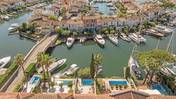 Vente Villa de luxe Port Grimaud 5 Pièces 77 m²