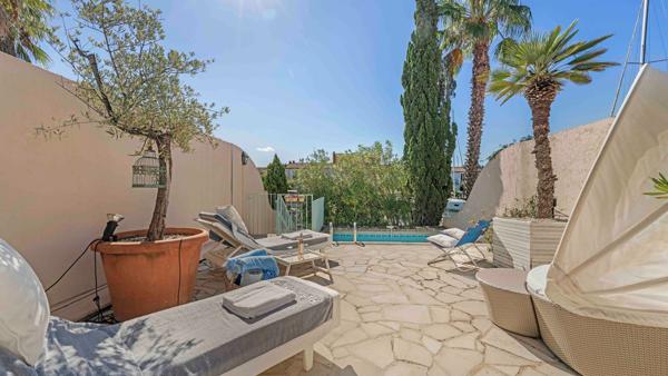 Vente Villa de luxe Port Grimaud 5 Pièces 77 m²