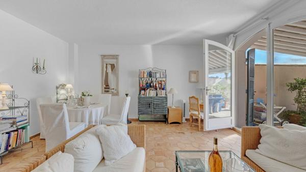 Vente Villa de luxe Port Grimaud 5 Pièces 77 m²