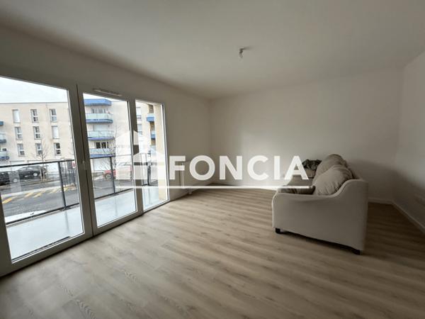 Location Appartement 2 pièces 47 m² - 1 RUE LOUKA BISEUR Seclin 59113