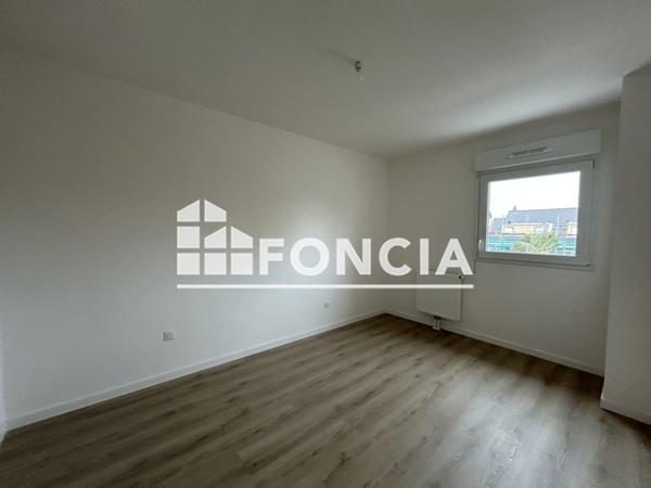 Location Appartement 2 pièces 47 m² - 1 RUE LOUKA BISEUR Seclin 59113