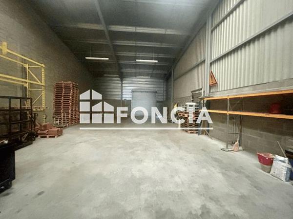 À vendre Local commercial 313 m² - Saint-jean-d'illac 33127