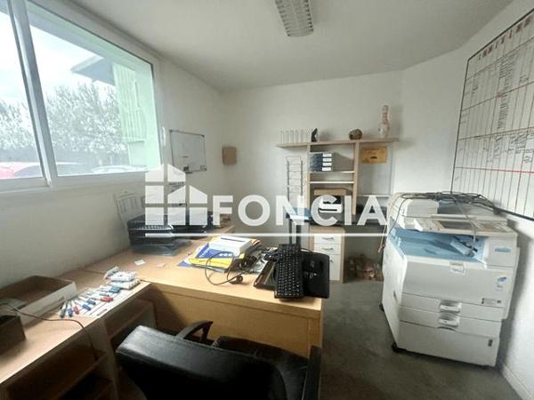 À vendre Local commercial 313 m² - Saint-jean-d'illac 33127