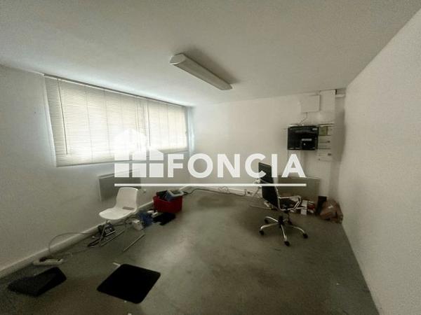 À vendre Local commercial 313 m² - Saint-jean-d'illac 33127