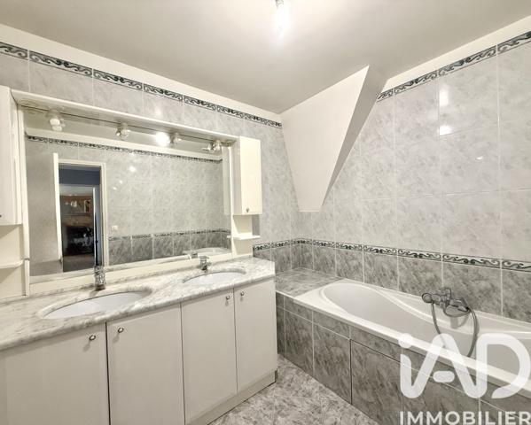 Maison à vendre 7 pièces 133,21 m² Marolles-en-Brie