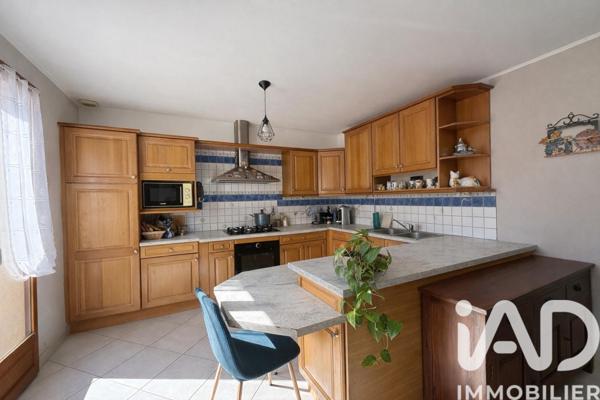Maison à vendre 7 pièces 133,21 m² Marolles-en-Brie