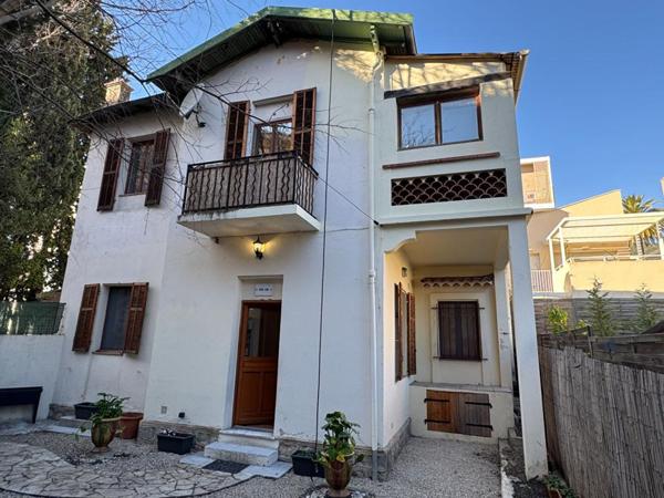 Maison Vence  2 logements 5 pièce(s) 95 m2 pouvant être réunis