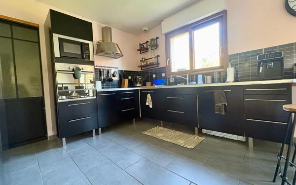 Maison à vendre    5 pièces • 120 m2 Saint-Sauflieu