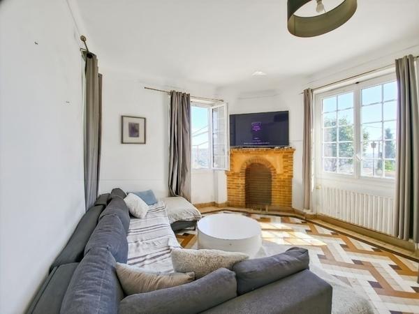 Maison Gattieres 6 pièce(s) 114 m2