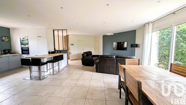 Maison à vendre 6 pièces 163 m² Pechbonnieu