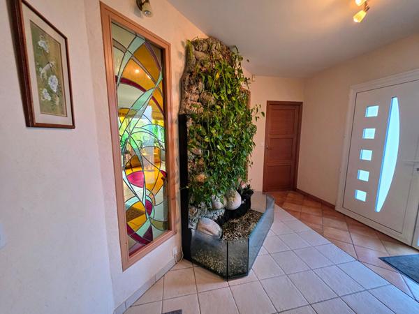 Villa d'exception avec piscine et parc paysager