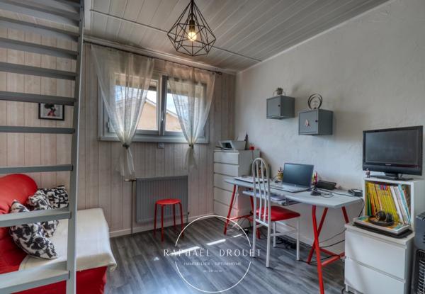 MIONS (69) - PROCHE CENTRE-VILLE – GRANDE MAISON FAMILIALE – 4 CH – GRAND GARAGE – PISCINE