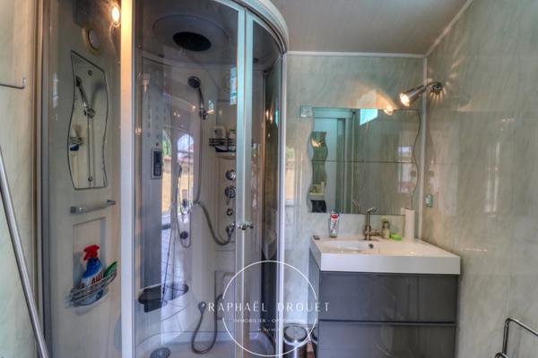 MIONS (69) - PROCHE CENTRE-VILLE – GRANDE MAISON FAMILIALE – 4 CH – GRAND GARAGE – PISCINE